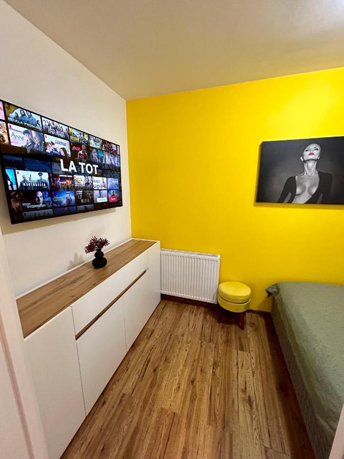 Apartment Happy